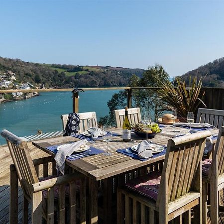 Uphigh - Elevated Family Home With Stunning River Views Dartmouth Exterior foto