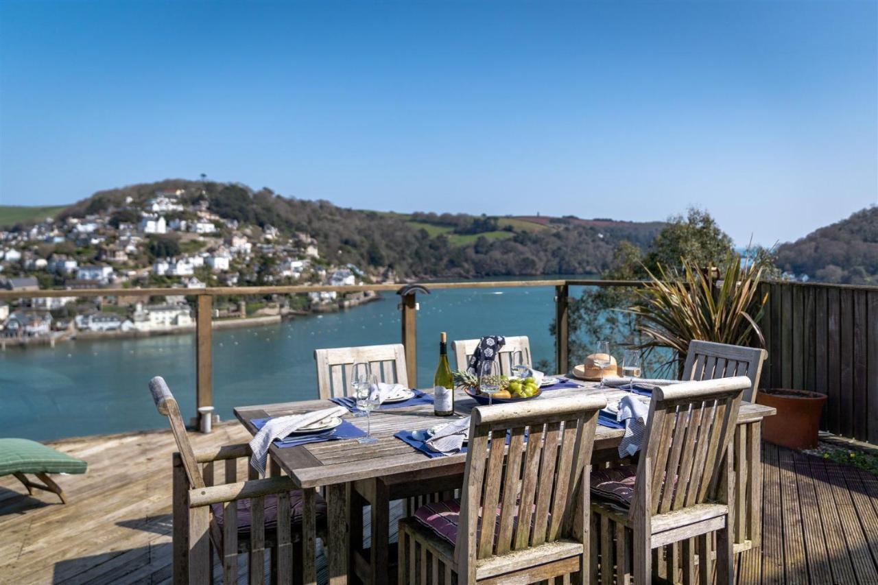 Uphigh - Elevated Family Home With Stunning River Views Dartmouth Exterior foto